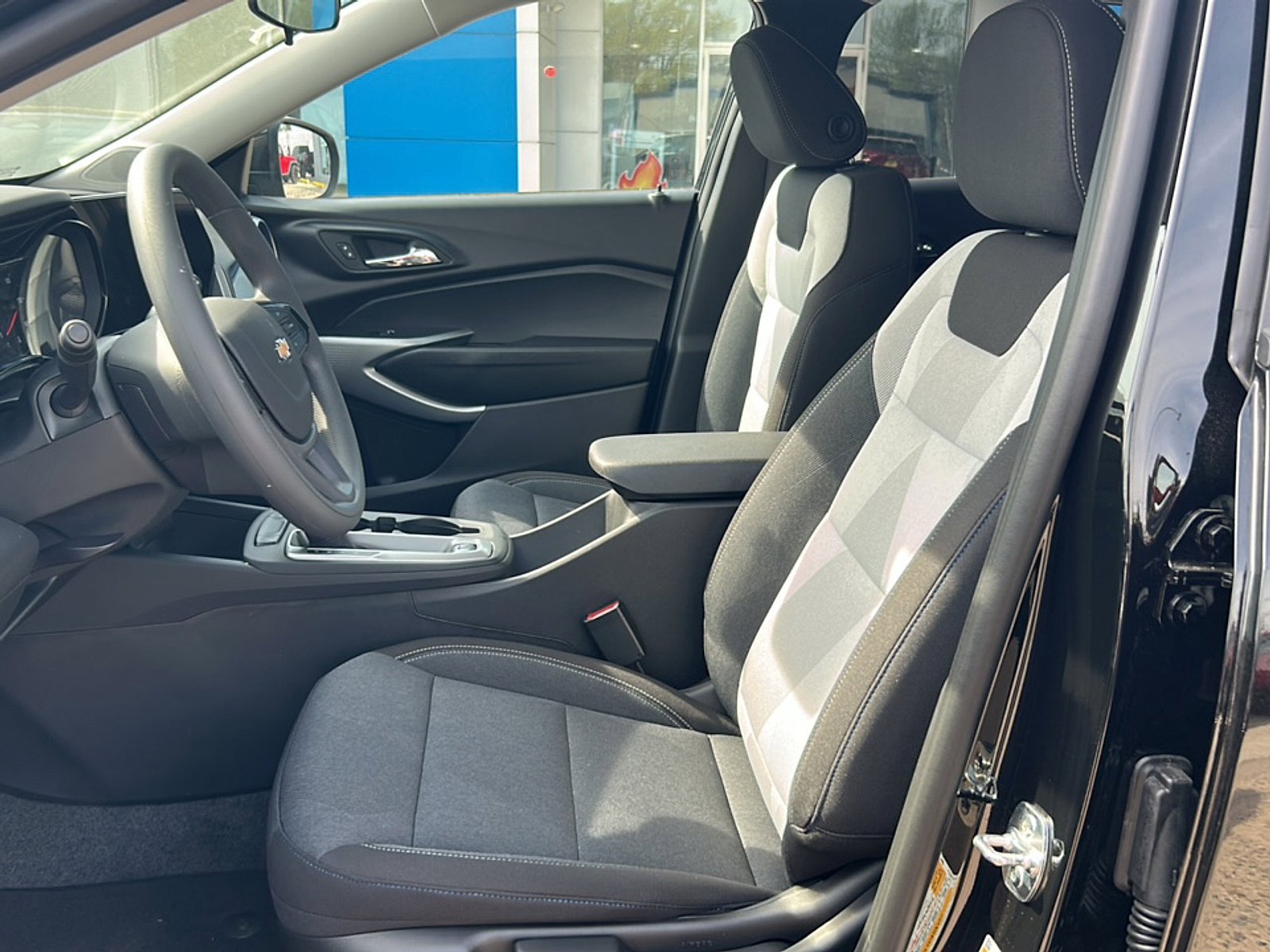 New 2026 Chevrolet Trax LS w/ LS Convenience Package image 12