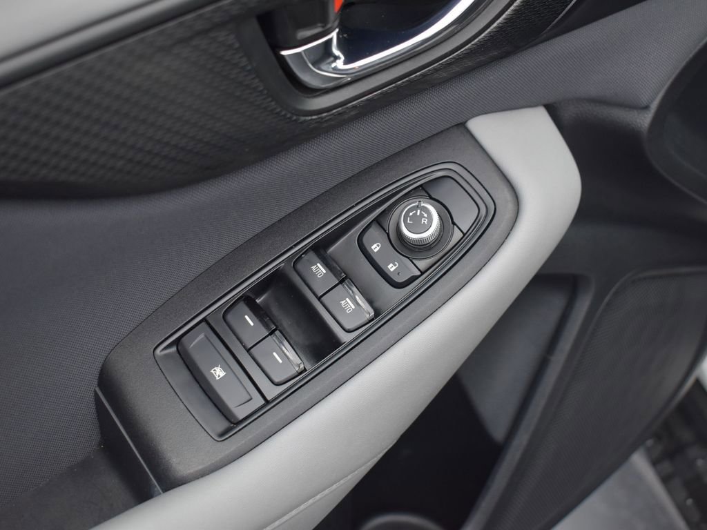 Used 2022 Subaru Outback Premium image 10