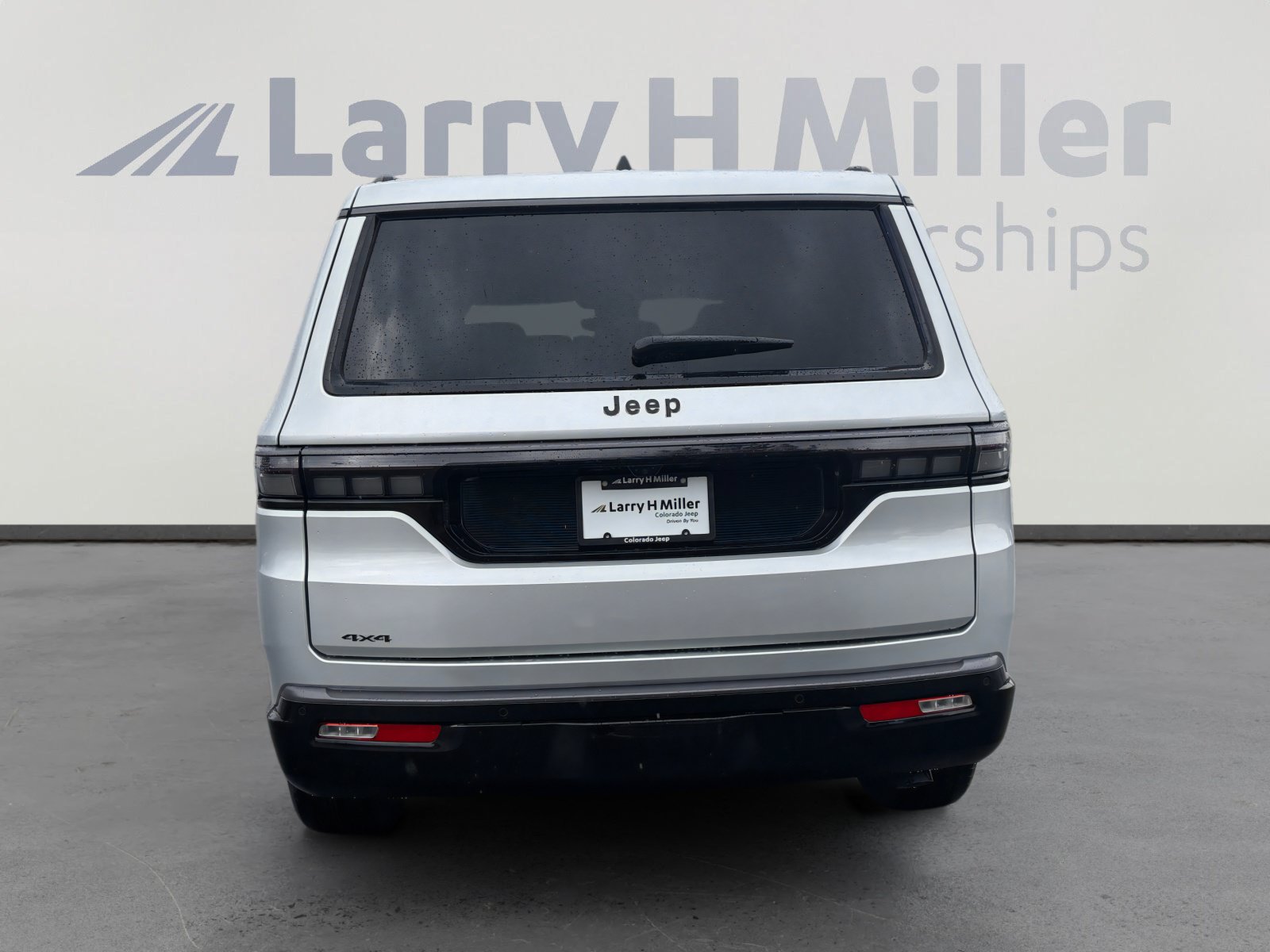 New 2026 Jeep Grand Wagoneer Limited AWD/4WD image 4