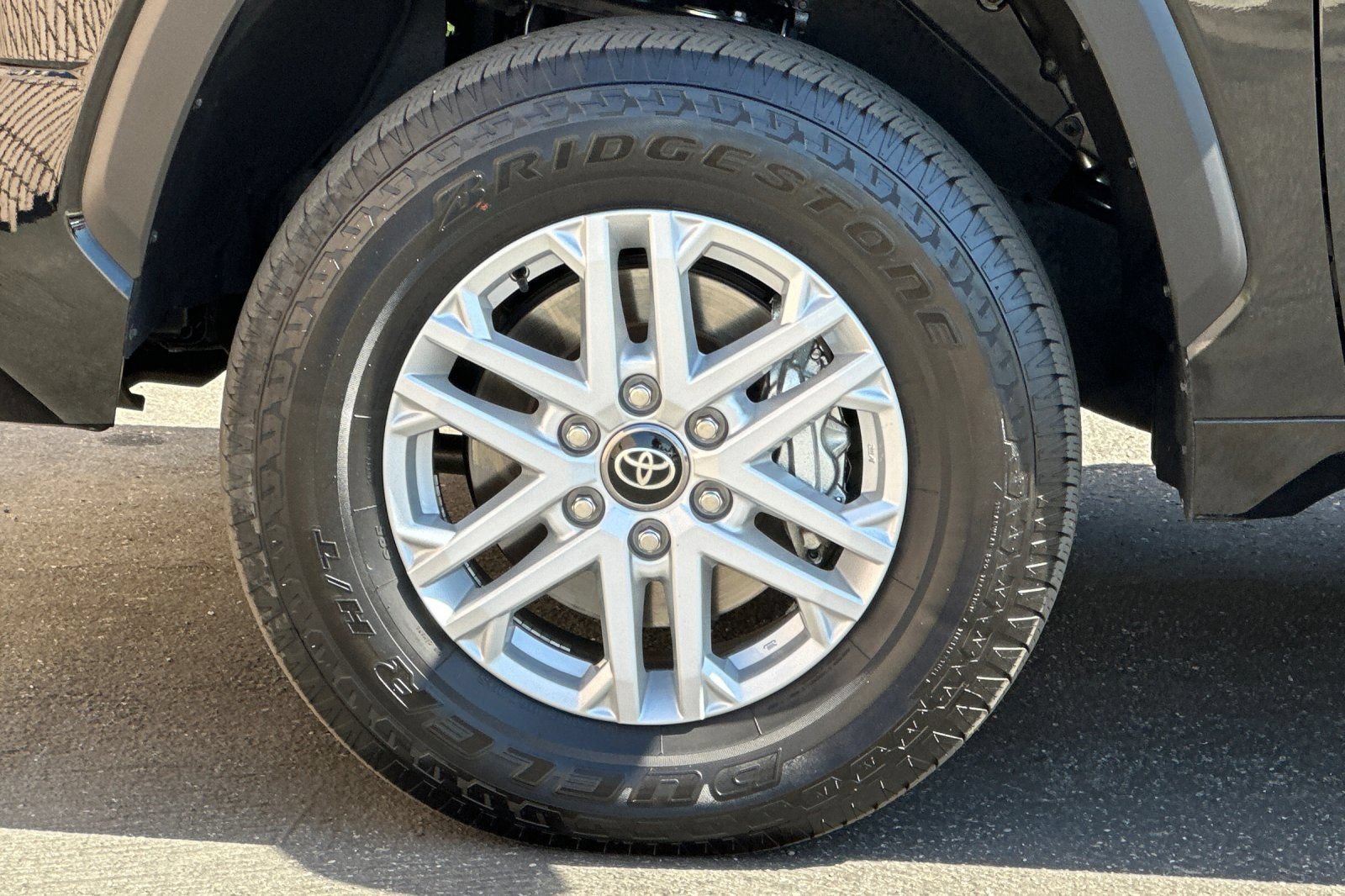 Used 2025 Toyota Tundra SR5 AWD/4WD image 26