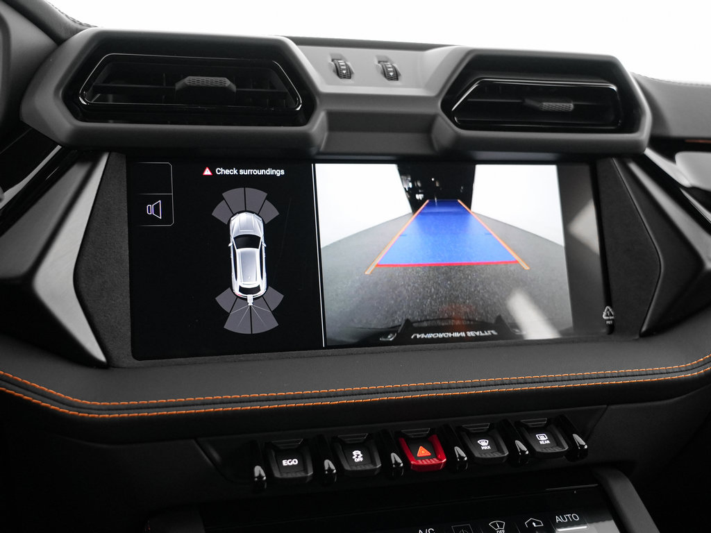 Used 2025 Lamborghini Urus SE AWD/4WD image 32