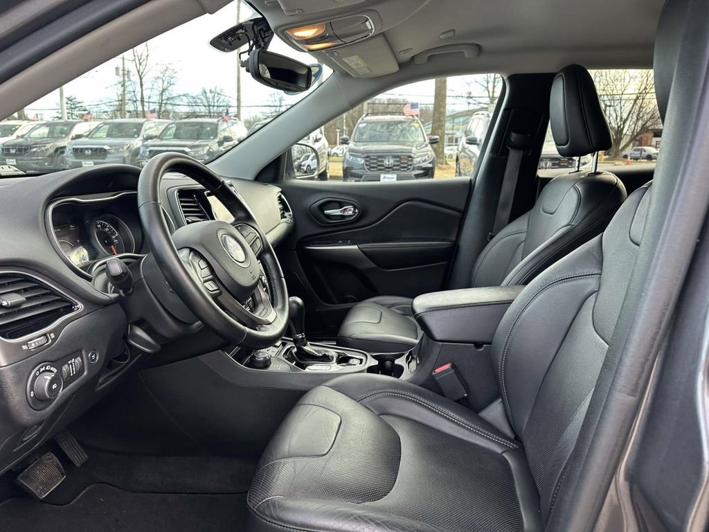 Used 2020 Jeep Cherokee Limited image 13