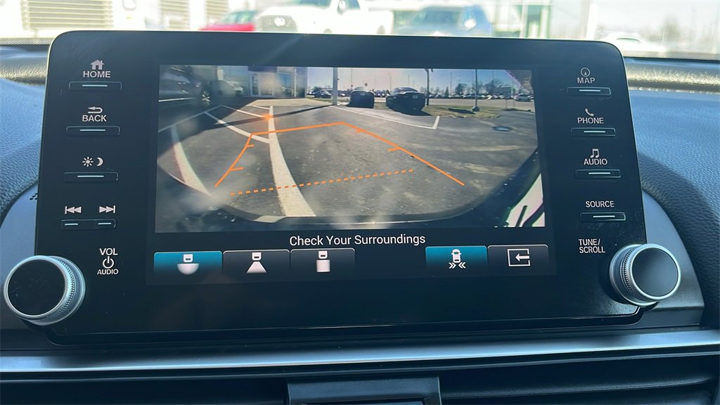 Used 2018 Honda Accord Touring image 24