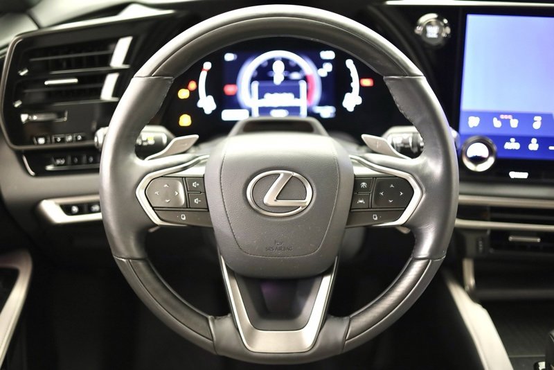 Used 2023 Lexus RX 350 AWD image 13