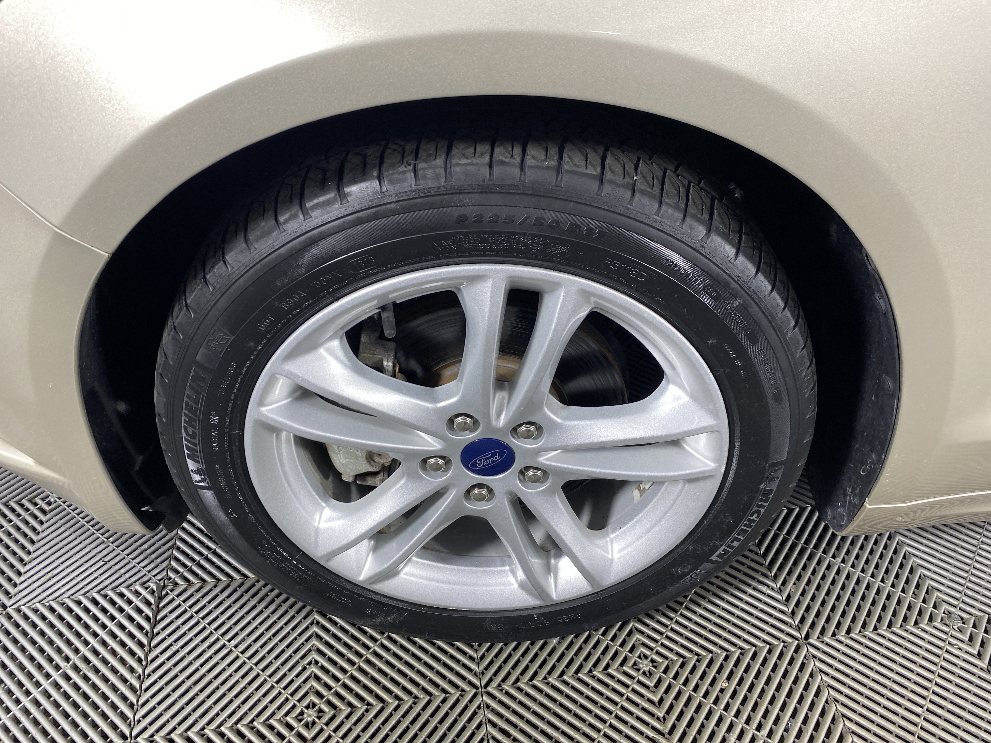 Used 2018 Ford Fusion S FWD image 10
