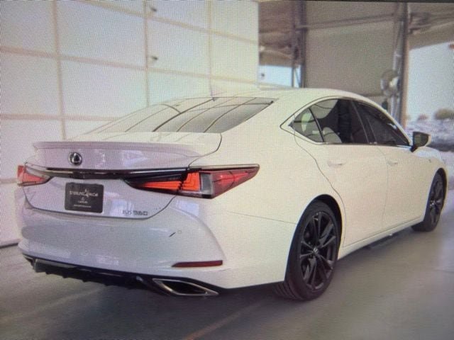 Used 2023 Lexus ES 350 F Sport w/ Accessory Package (Z2) FWD image 4