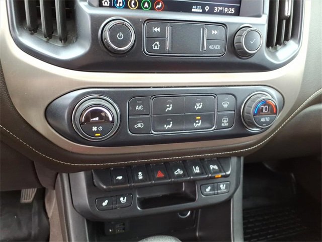 Used 2022 GMC Canyon Denali image 13