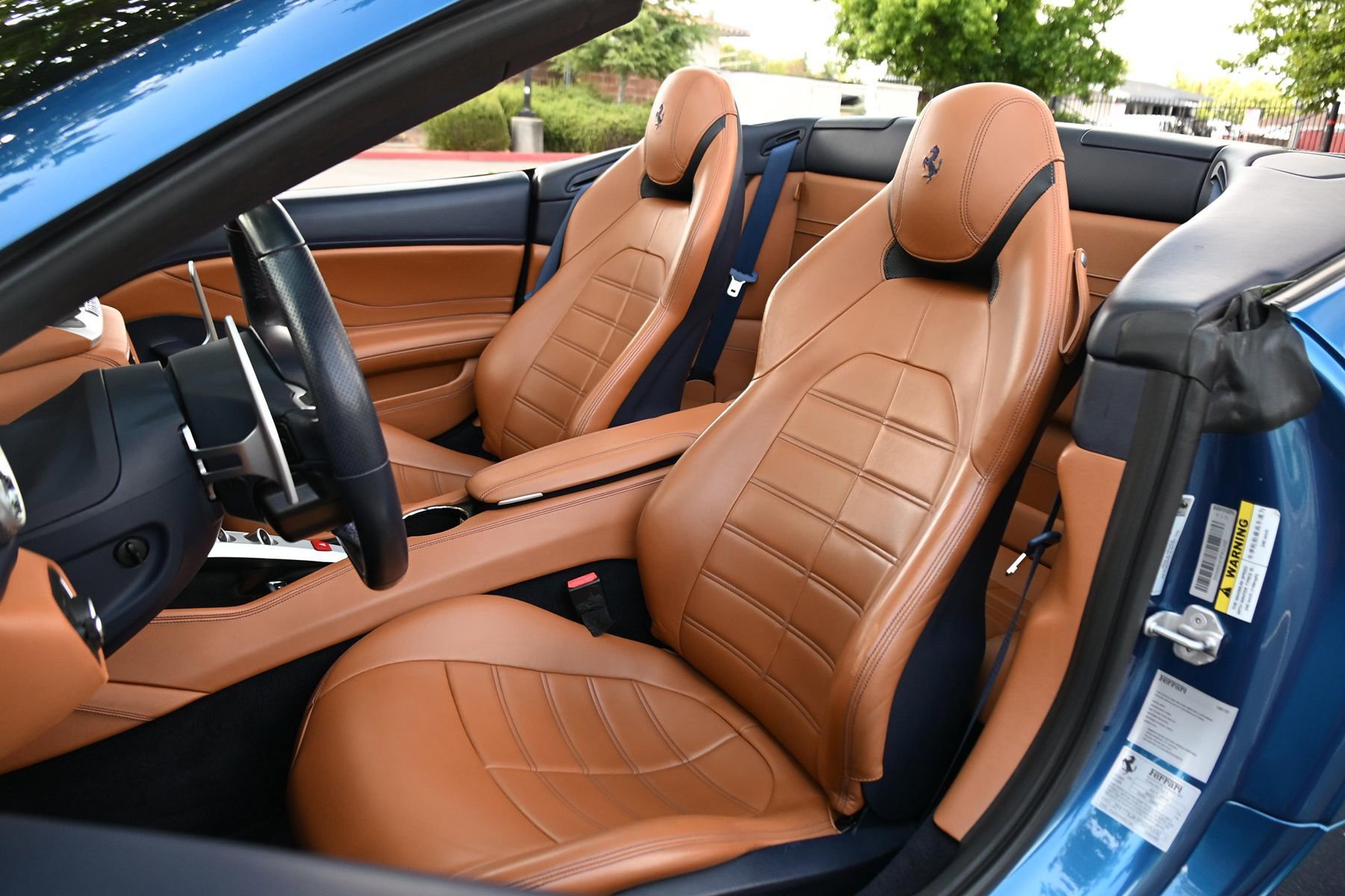 Used 2015 Ferrari California T RWD image 53