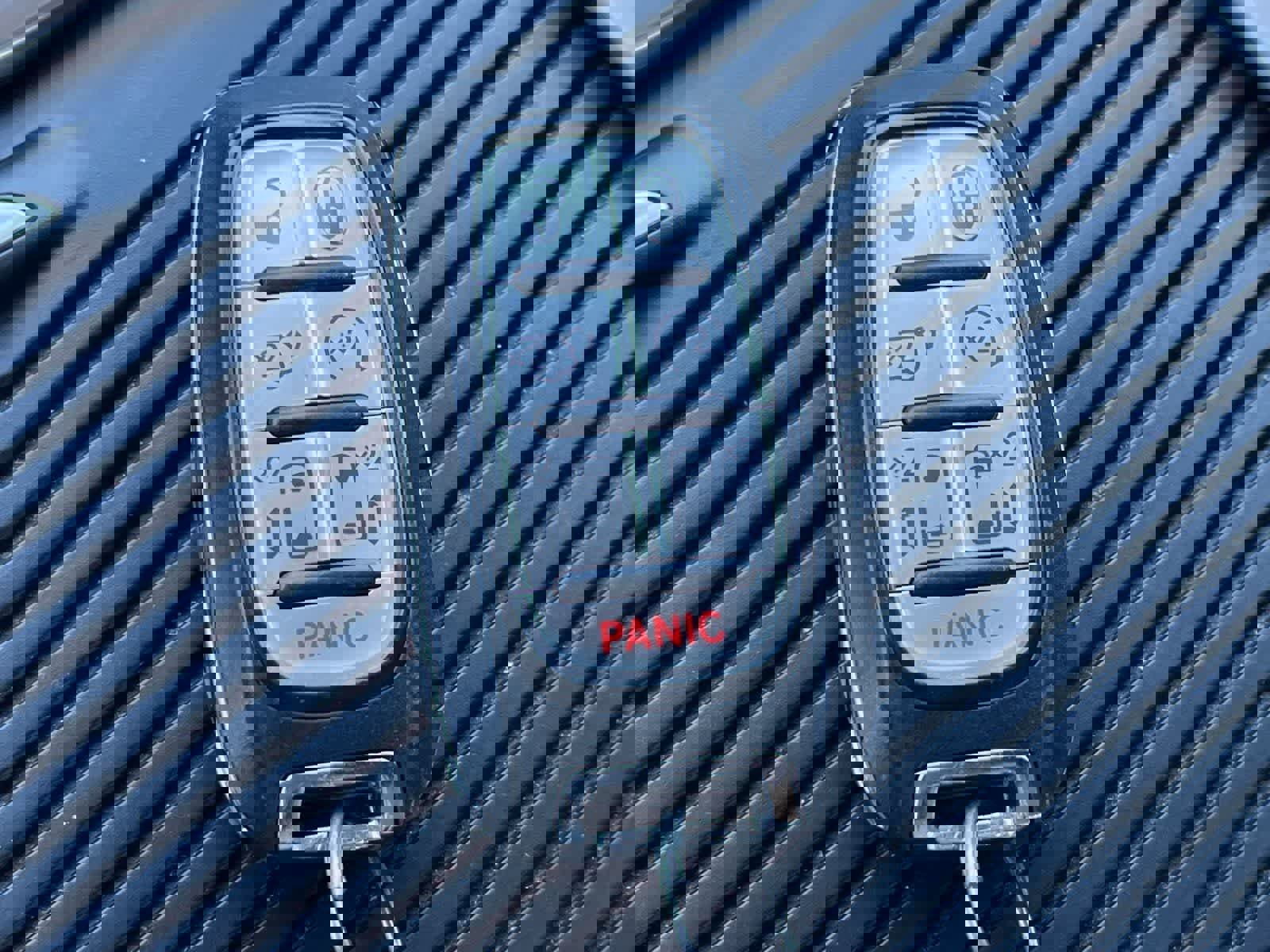 Used 2023 Chrysler Pacifica Touring-L image 29