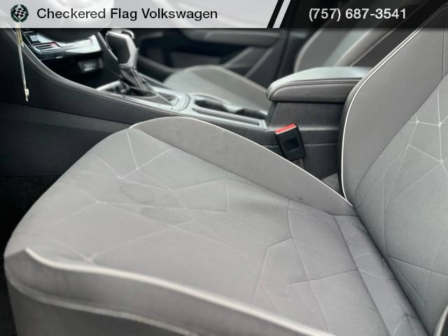 Used 2025 Volkswagen Jetta Sport FWD image 21
