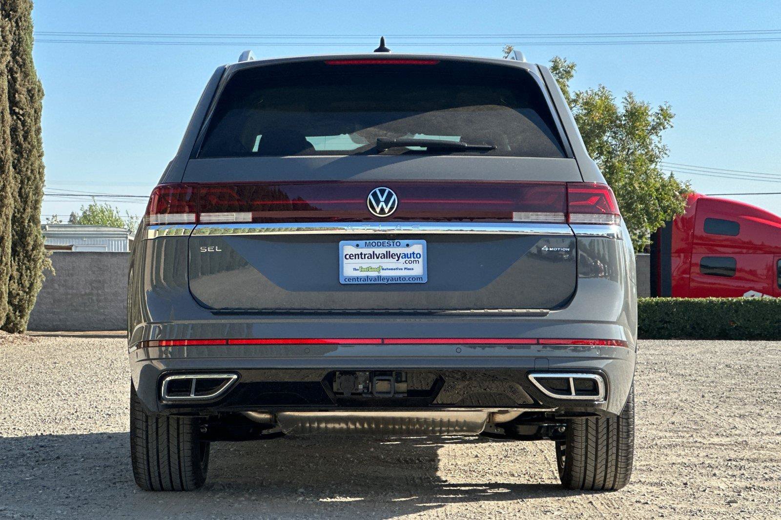 New 2026 Volkswagen Atlas SEL Premium R-Line AWD/4WD image 5