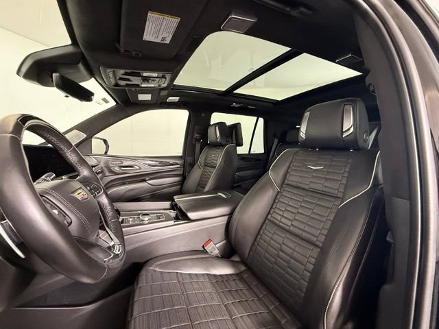 Used 2023 Cadillac Escalade V AWD/4WD image 6