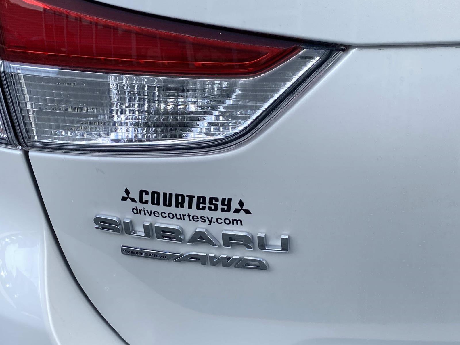 Used 2019 Subaru Forester Premium w/ All-Weather Package image 5