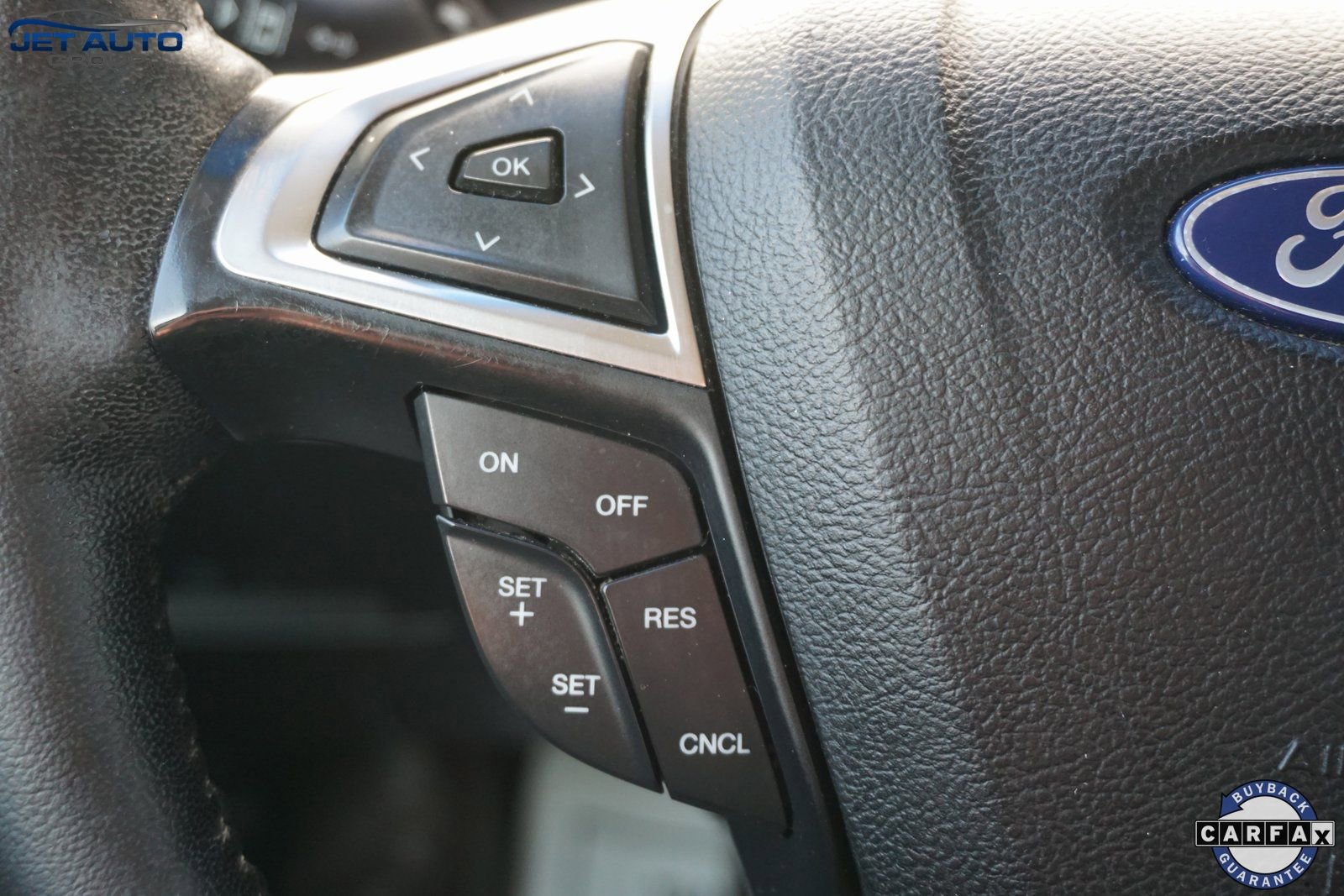 Used 2020 Ford Edge SEL image 39