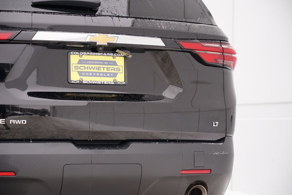 Used 2023 Chevrolet Traverse LT image 12