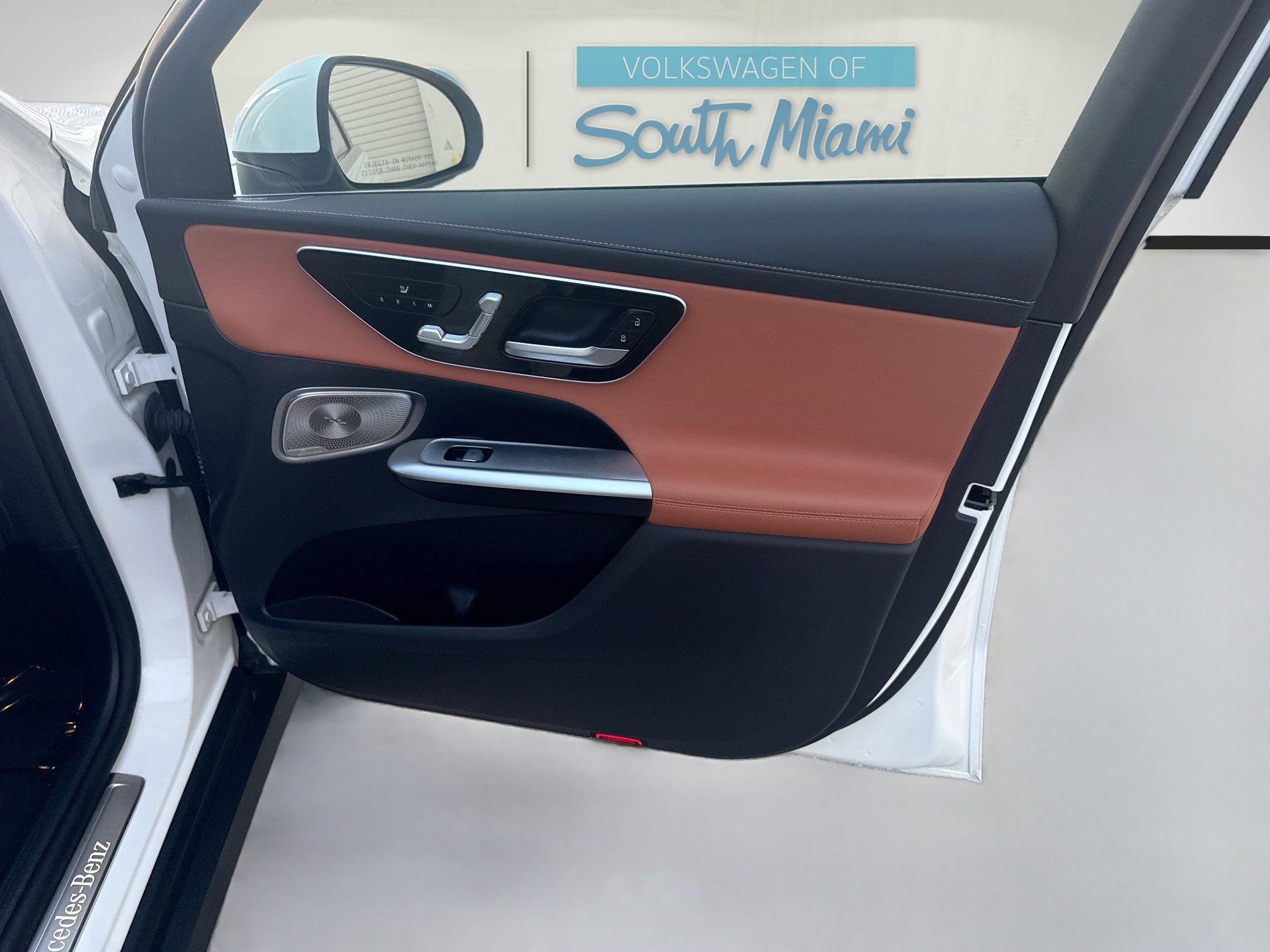 Used 2023 Mercedes-Benz GLC 300 w/ Pinnacle Trim Package image 34