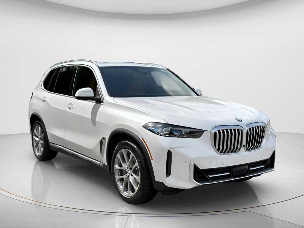 New 2026 BMW X5 xDrive50e AWD/4WD image 3