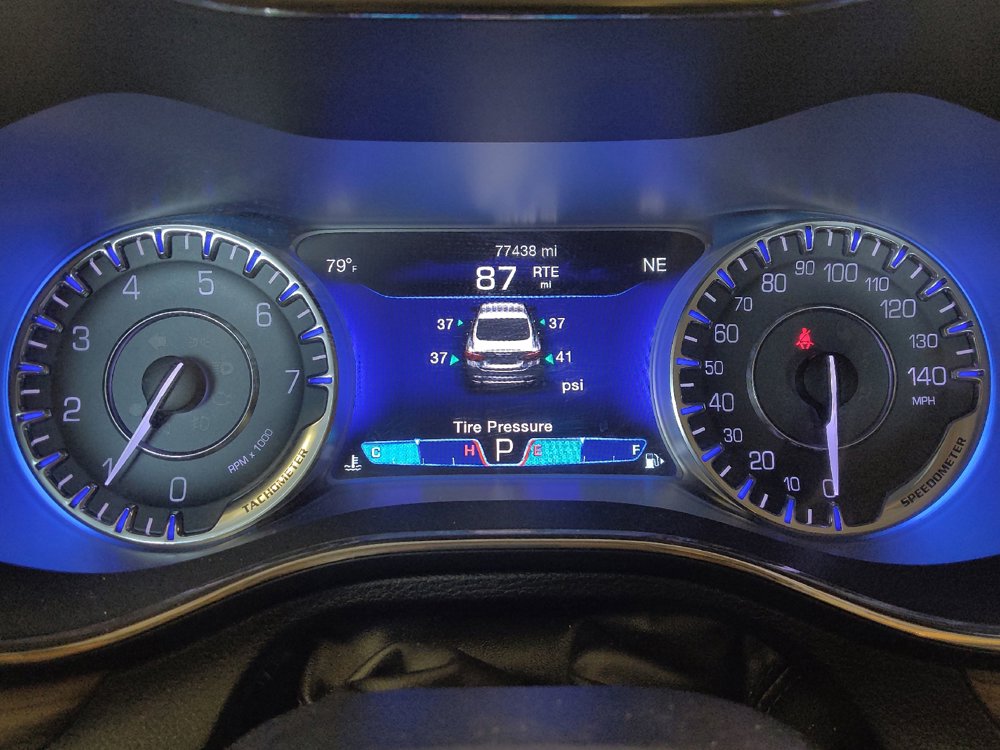 Used 2015 Chrysler 200 C w/ Navigation & Sound Group I FWD image 23