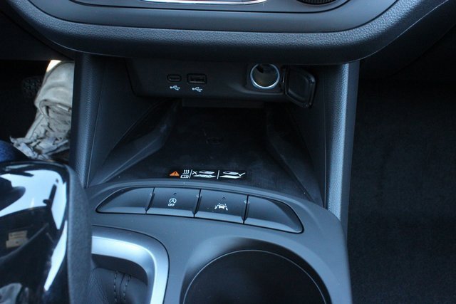 New 2026 Buick Envista Preferred image 32