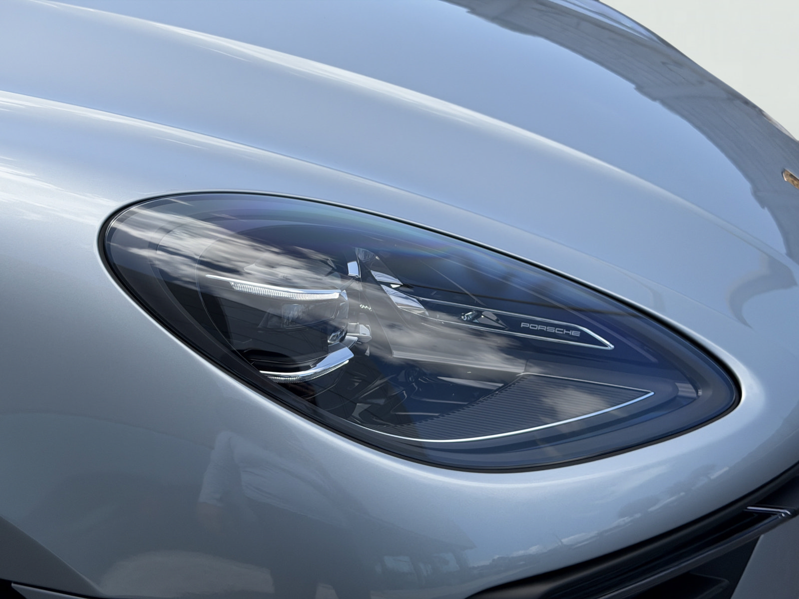 New 2026 Porsche Macan AWD/4WD image 12