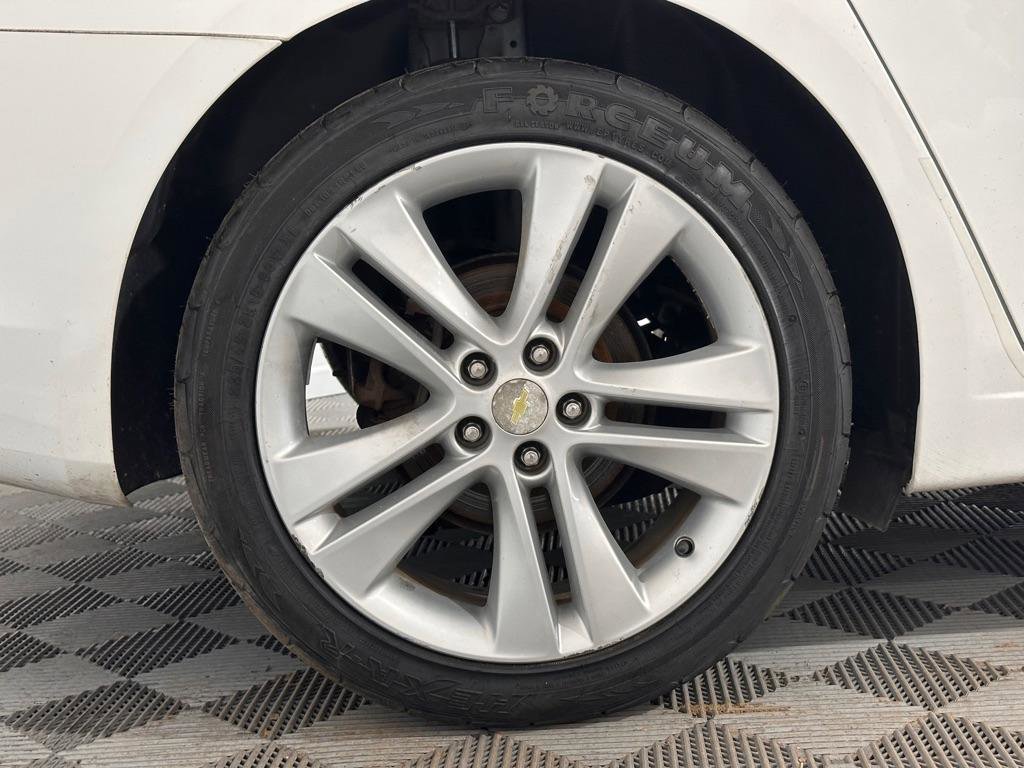 Used 2015 Chevrolet Cruze LTZ FWD image 39