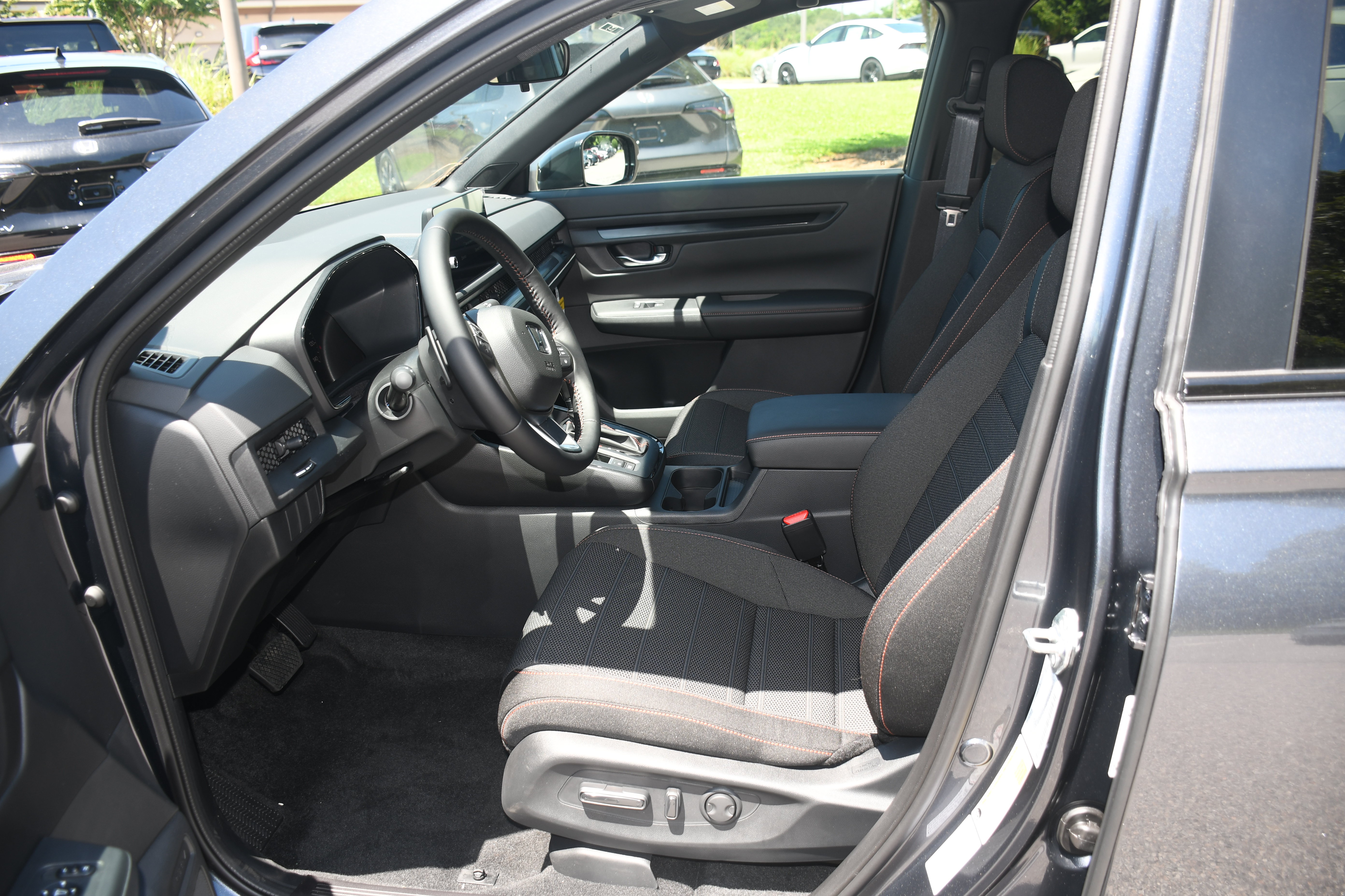 New 2026 Honda CR-V Sport image 3