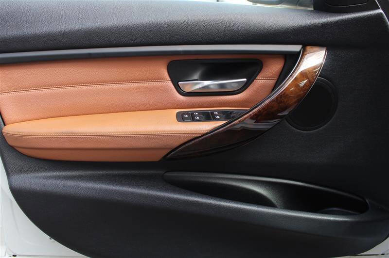 Used 2012 BMW 328i Sedan image 13