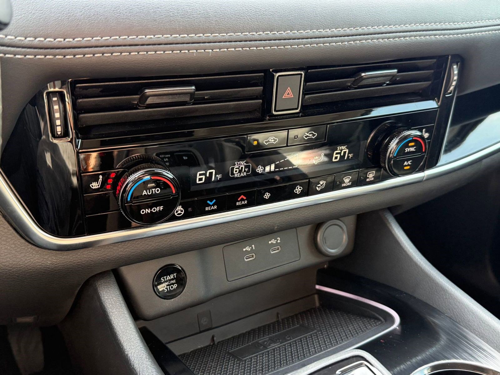 Certified 2024 Nissan Rogue SL w/ SL Premium Package image 30