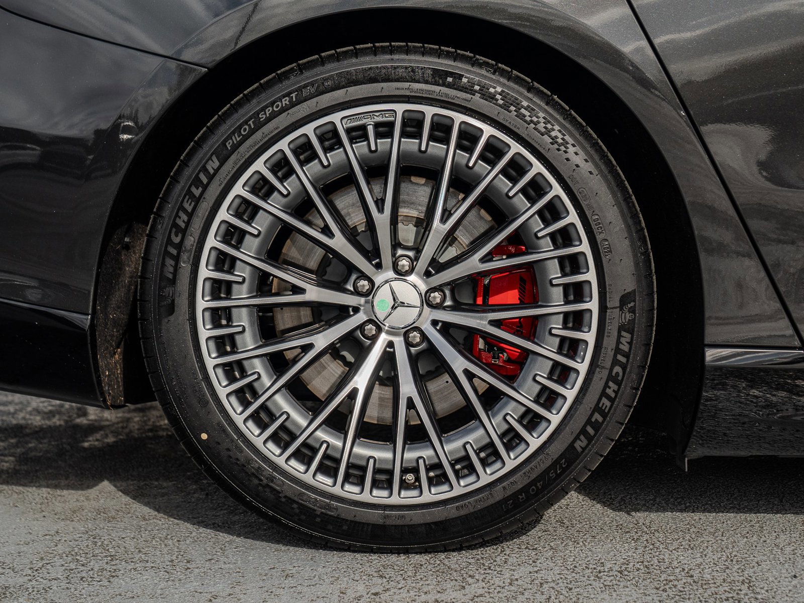 Used 2025 Mercedes-Benz EQS AMG 4MATIC image 13