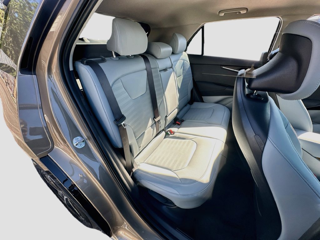 New 2027 Kia Niro FWD image 28