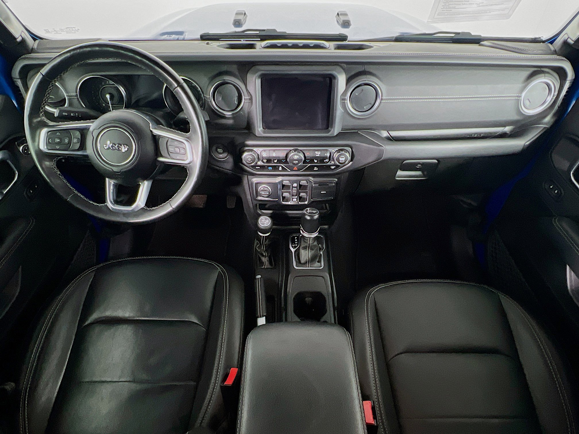 Used 2023 Jeep Wrangler Sahara w/ Cold Weather Group image 19