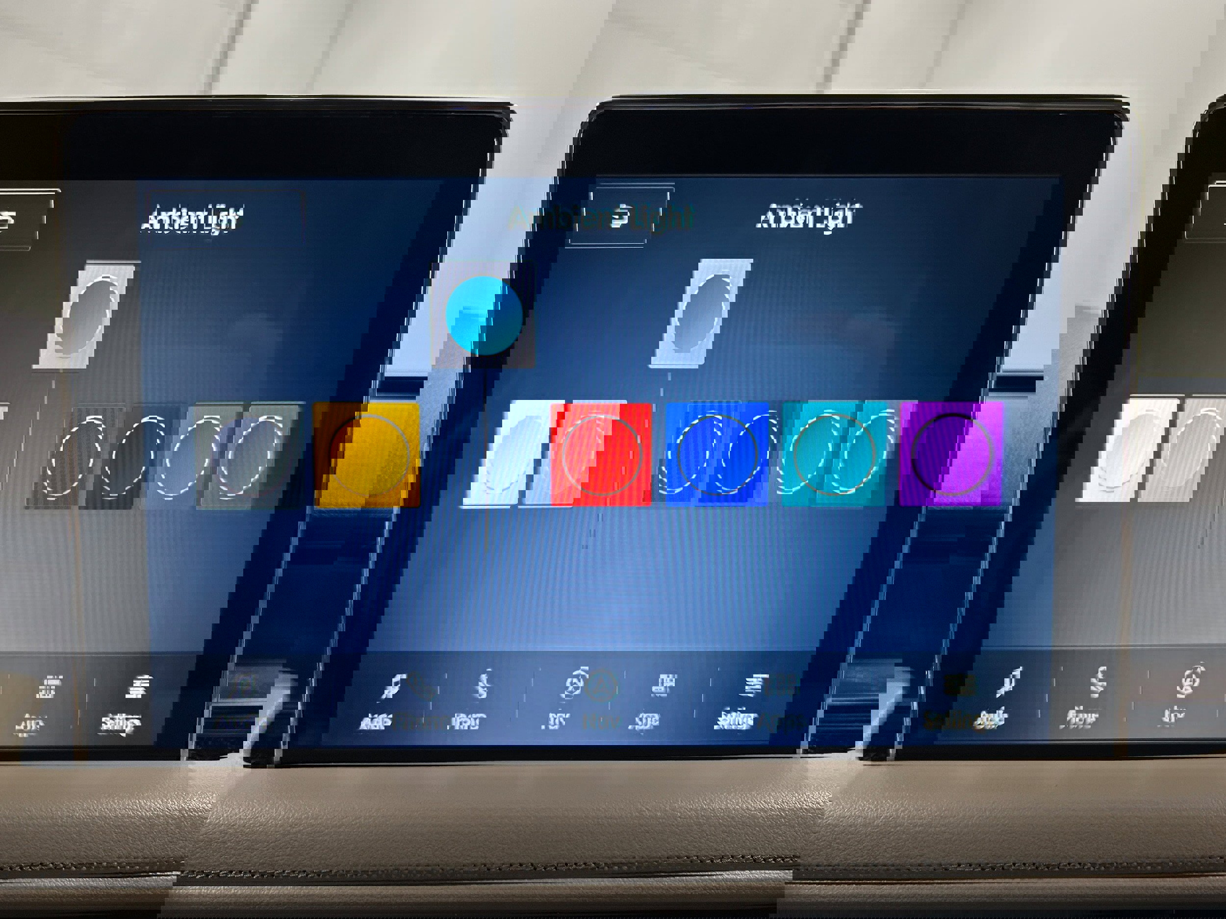 Used 2020 Lincoln Aviator Reserve w/ Equipment Group 201A image 7