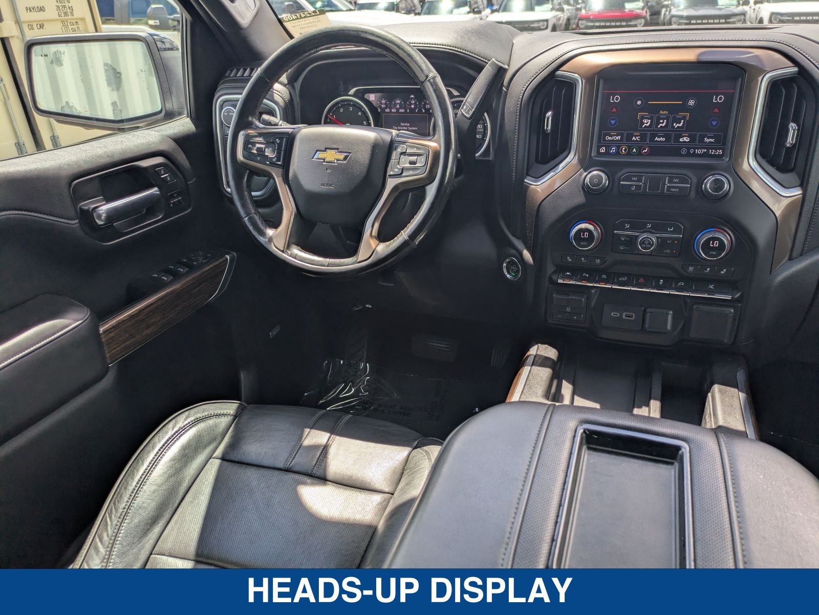 Used 2020 Chevrolet Silverado 1500 High Country w/ Technology Package AWD/4WD image 20