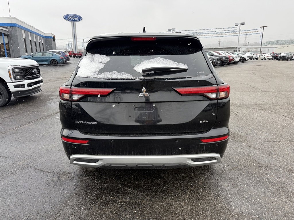 Used 2024 Mitsubishi Outlander SEL image 8