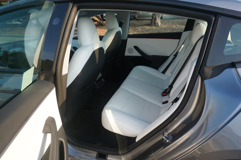 Used 2024 Tesla Model 3 Standard Range RWD image 22