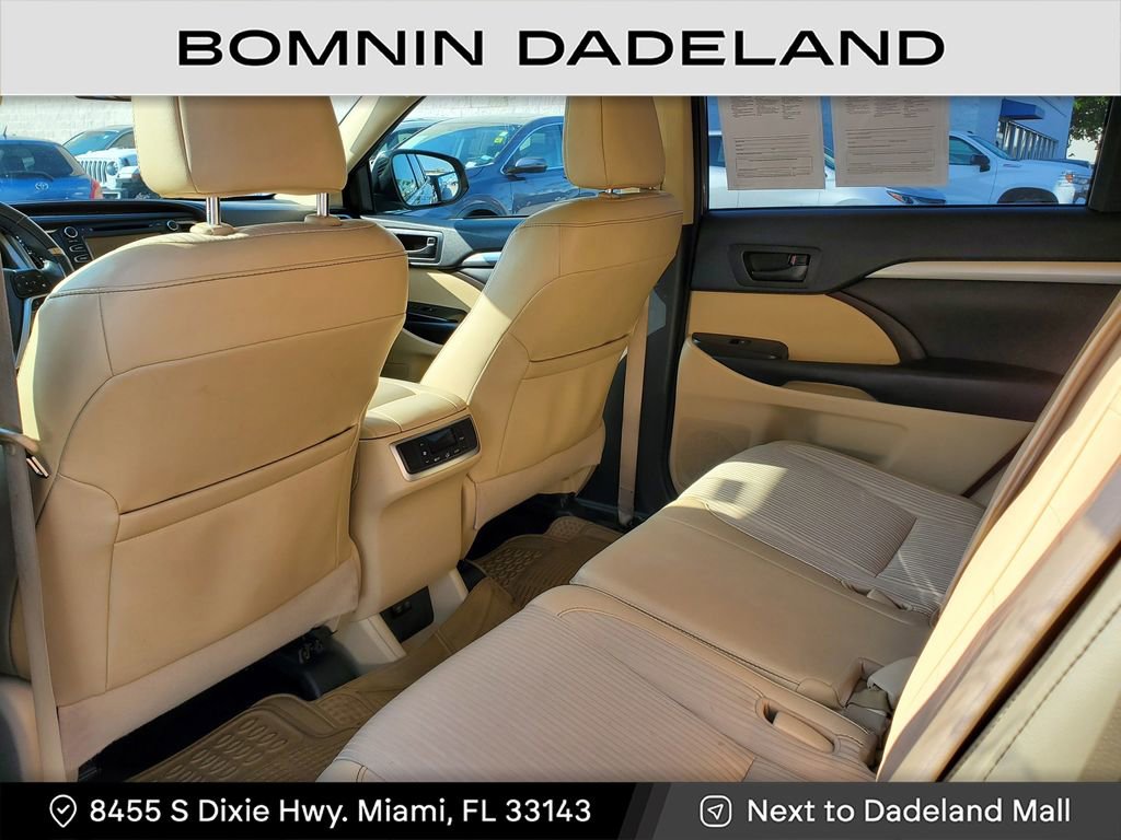 Used 2018 Toyota Highlander Plus image 10