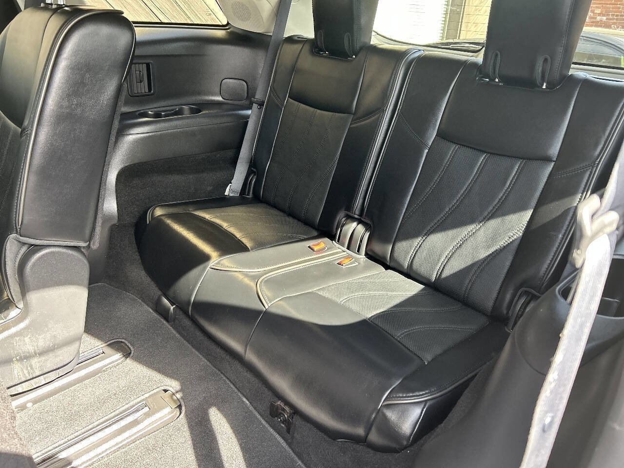Used 2013 INFINITI JX35 AWD w/ Premium Pkg image 17