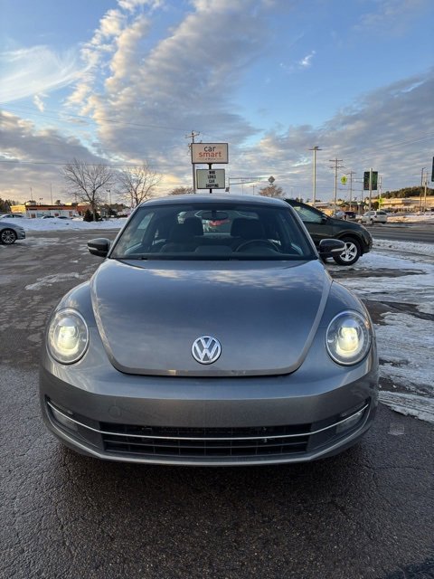 Used 2012 Volkswagen Beetle 2.0T image 2