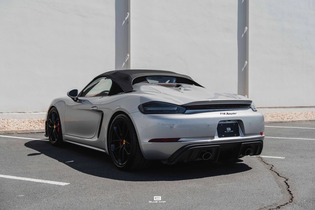 Used 2021 Porsche 718 Boxster Spyder RWD image 13
