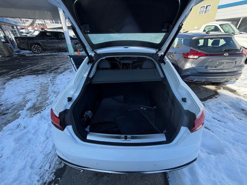 Used 2022 Audi A5 2.0T Premium w/ Convenience Package image 11