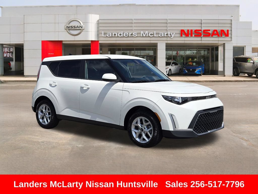 Used 2024 Kia Soul LX w/ Option Group 015