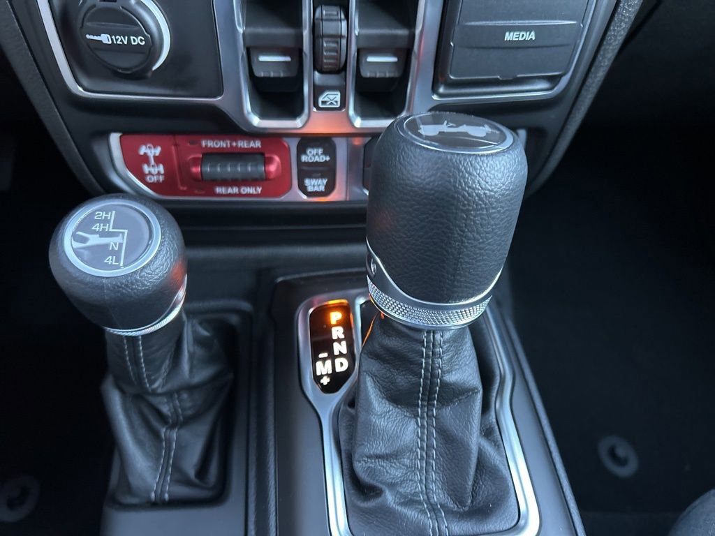 New 2026 Jeep Wrangler Unlimited Rubicon w/ Safety Group image 31