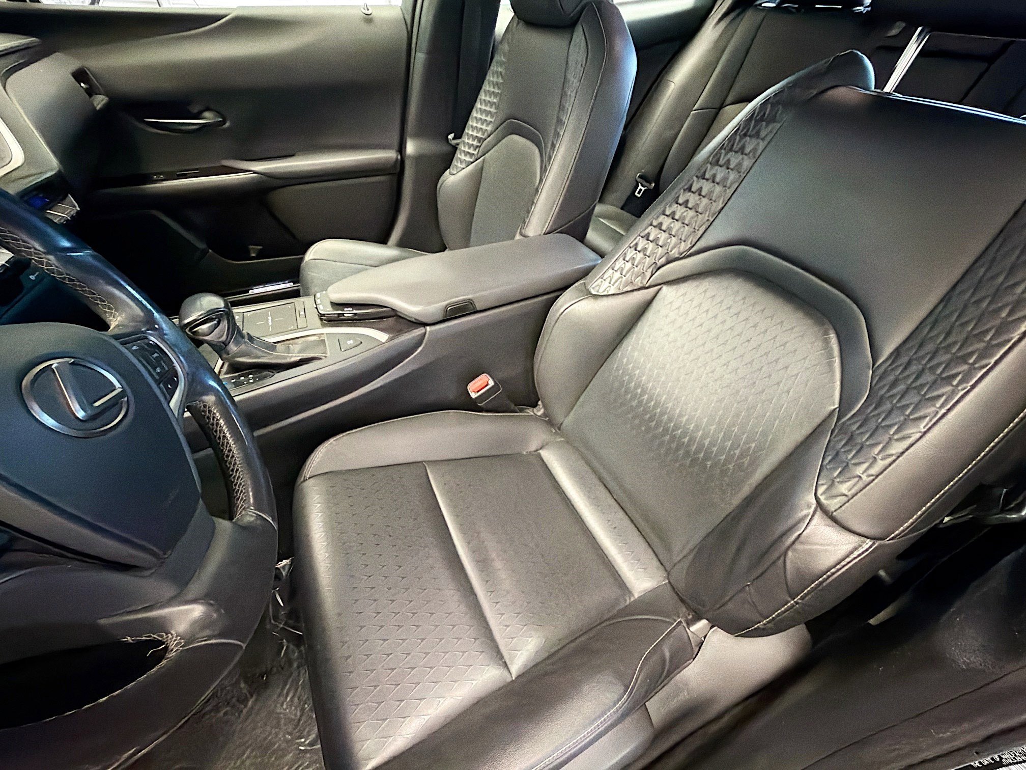 Used 2020 Lexus UX 200 w/ Accessory Package 2 image 11