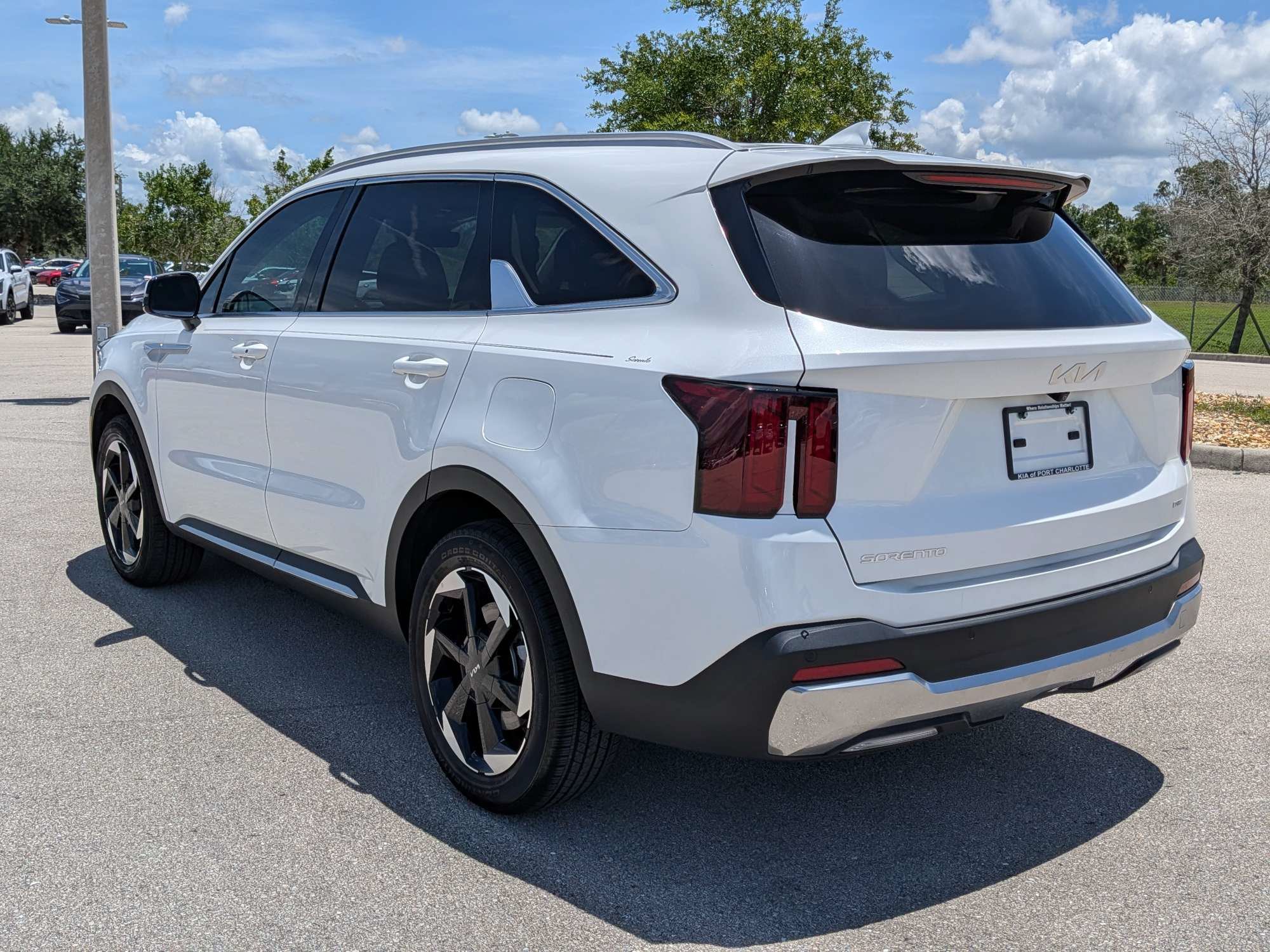 Certified 2025 Kia Sorento EX AWD/4WD image 7