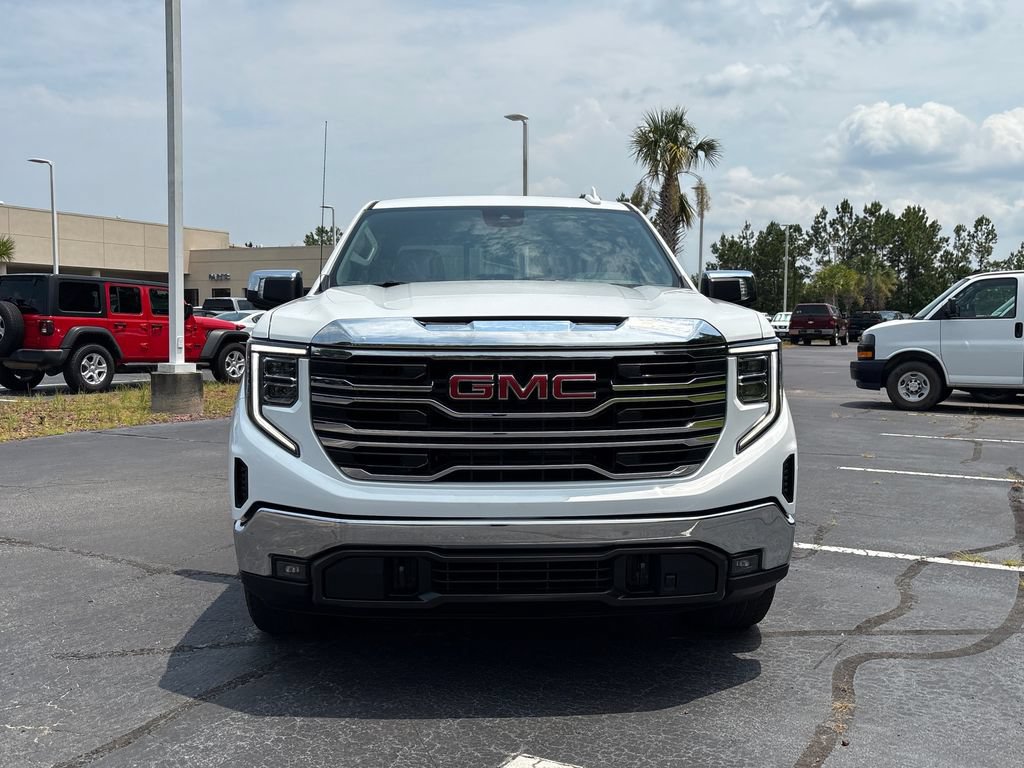 Used 2023 GMC Sierra 1500 SLT w/ SLT Premium Package AWD/4WD image 2