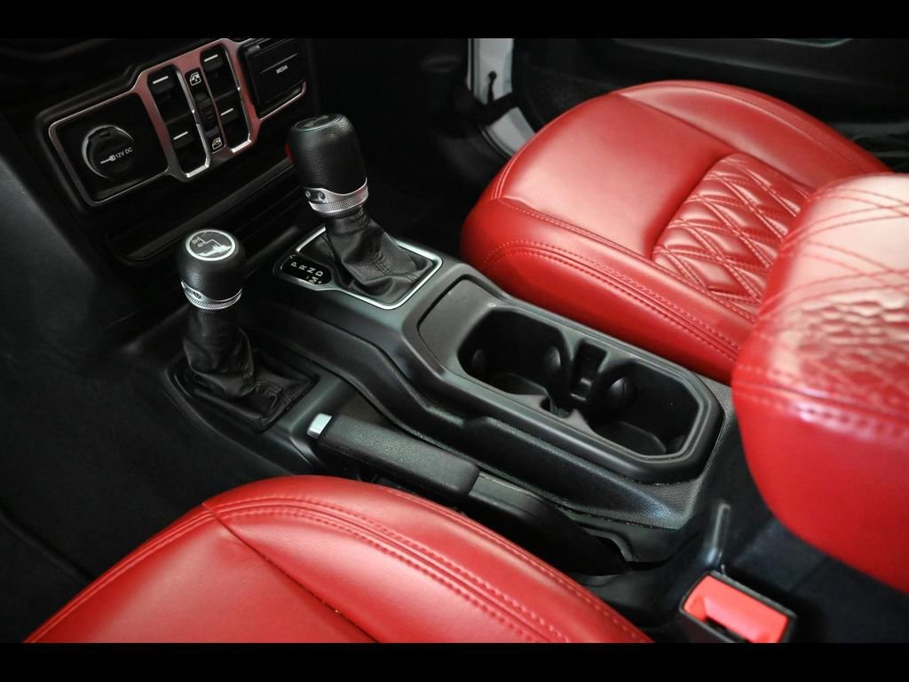 Used 2021 Jeep Wrangler Unlimited Sport image 19