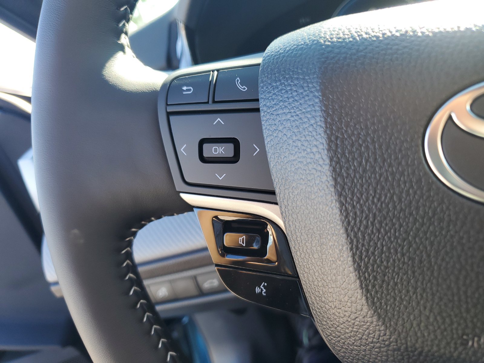 New 2026 Toyota Camry SE w/ Convenience Package FWD image 21