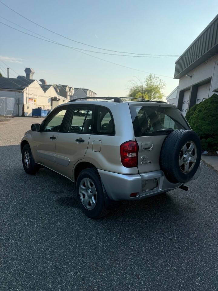 Used 2005 Toyota RAV4 2WD image 5