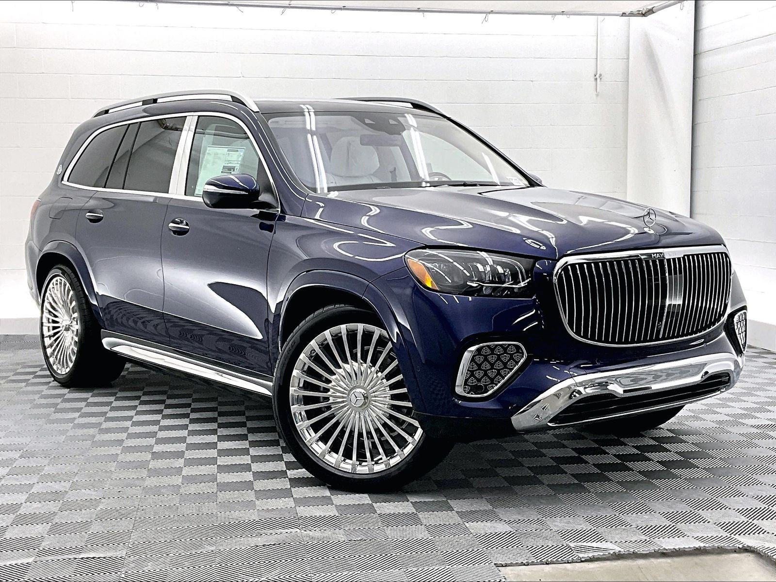 New 2026 Mercedes-Benz Maybach GLS 600 4MATIC image 16