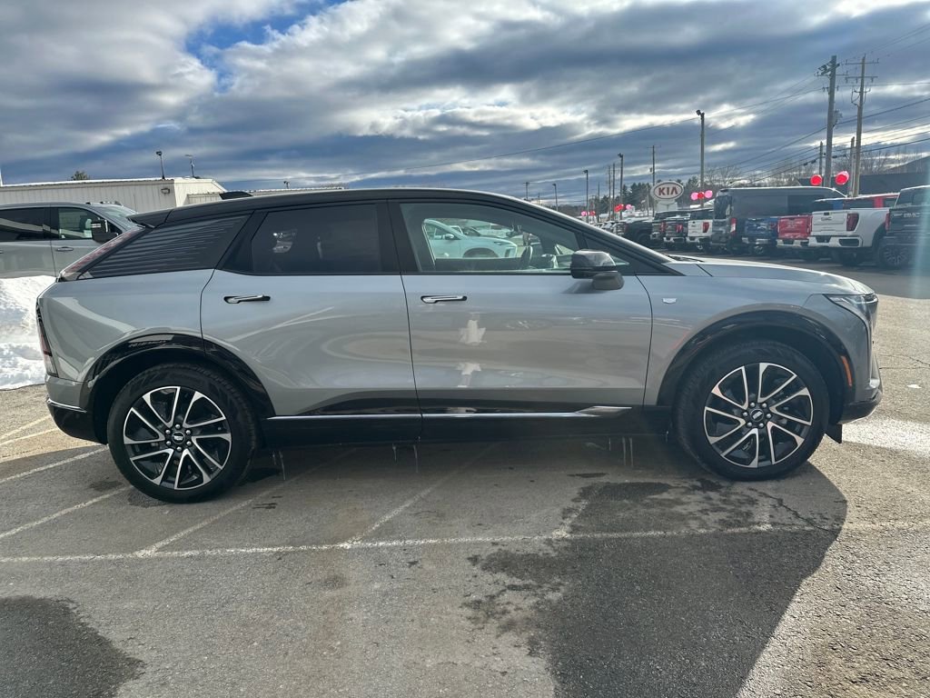 New 2026 Cadillac Optiq Sport 1 AWD/4WD image 6